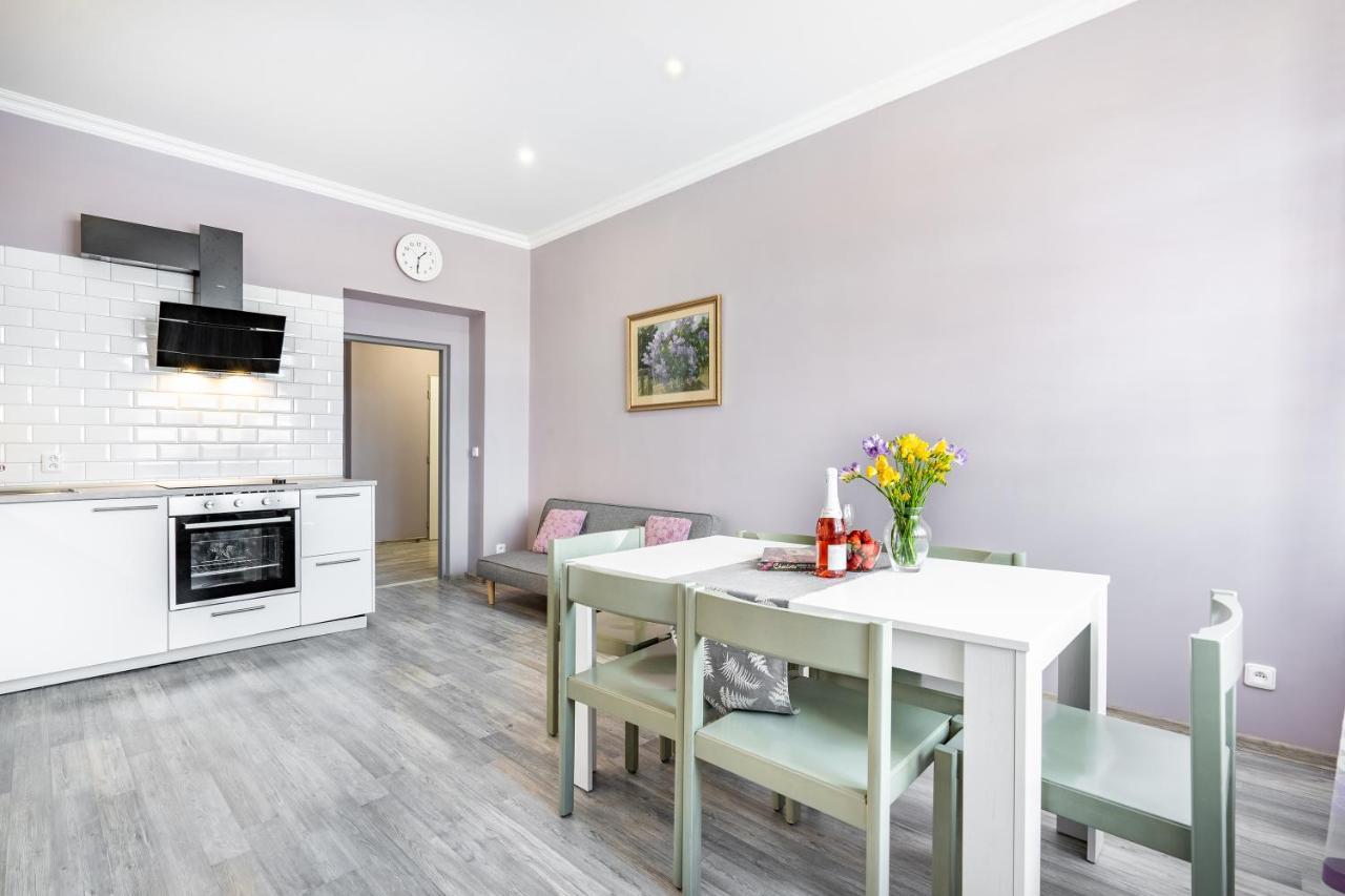كارلوفي فاري Apartment Happy Family المظهر الخارجي الصورة